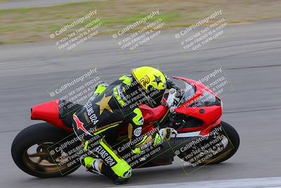 media/Oct-16-2022-Fastrack Riders (Sun) [[609ae93014]]/Level 4/Session 2 Inside turn 9/
